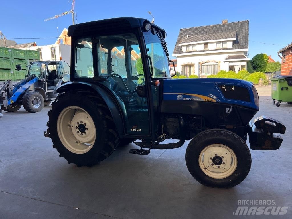 New Holland T4030F Traktoren