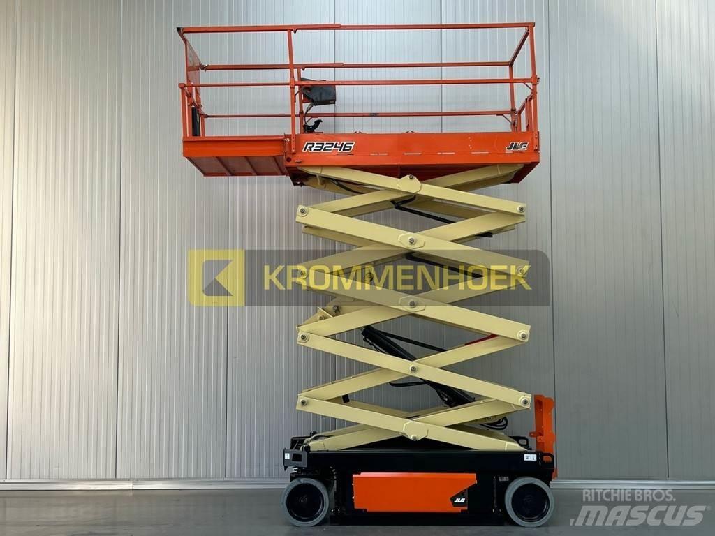 JLG R 3246 Scheren-Arbeitsbühnen