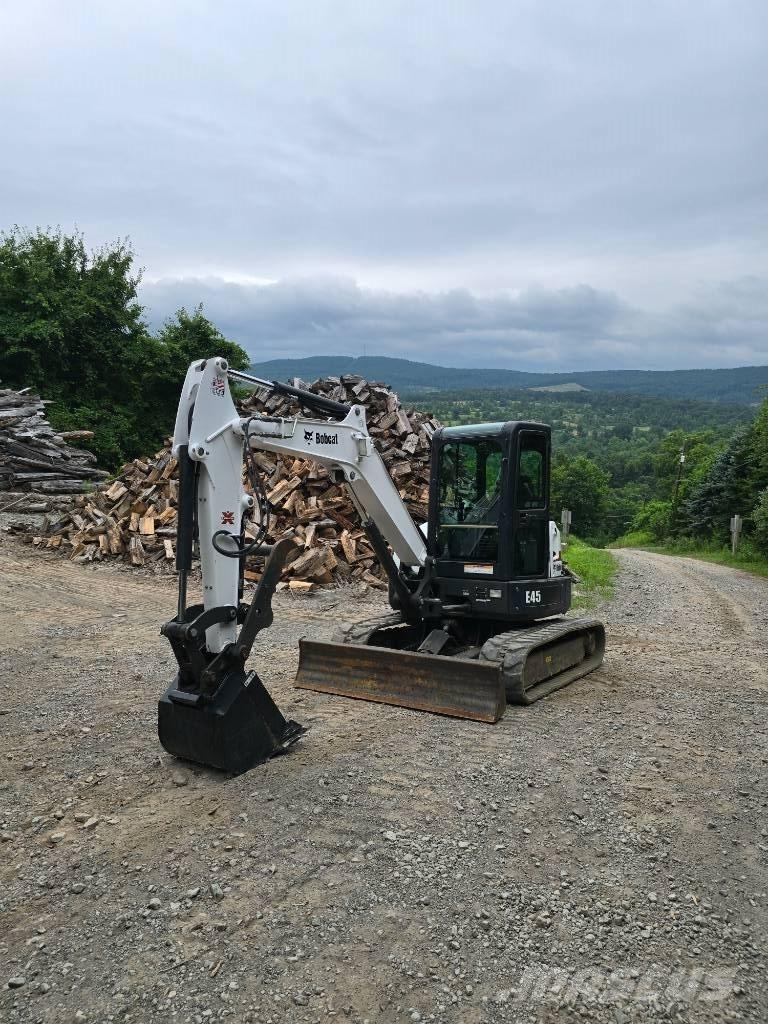 Bobcat E45 Minibagger < 7t