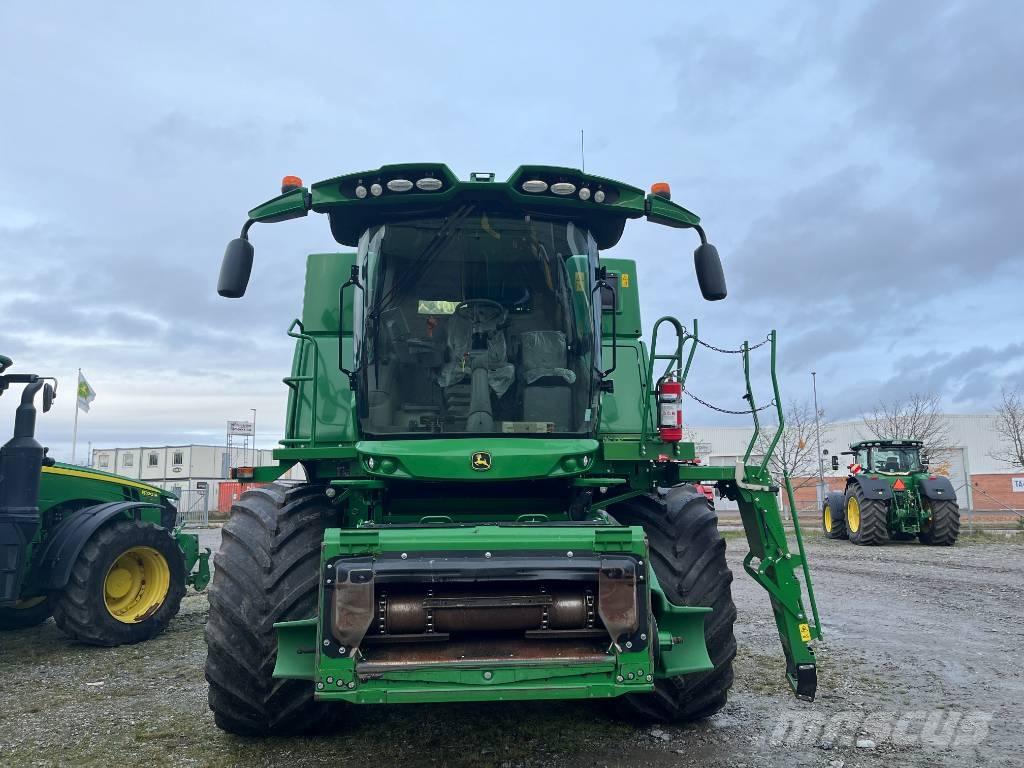 John Deere S 790i Mähdrescher