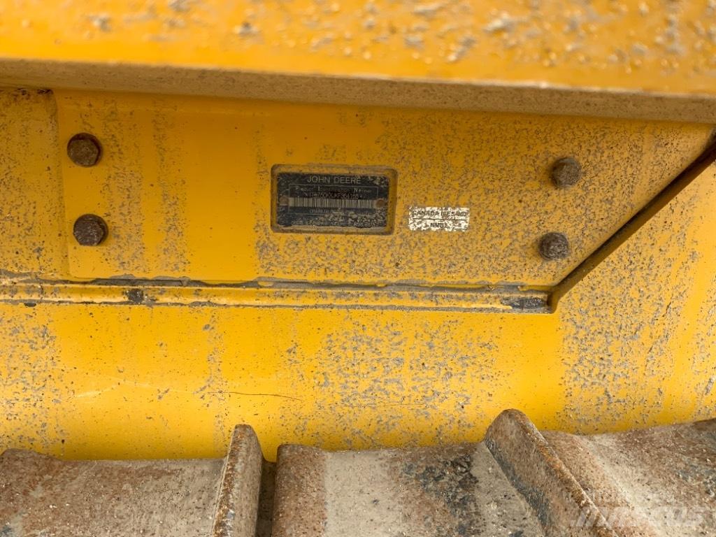 DEERE 750K Bulldozer
