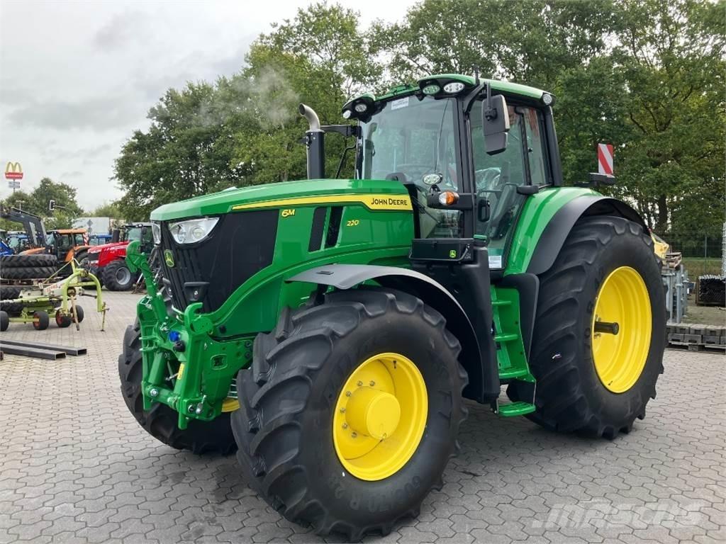 John Deere 6M220 Traktoren
