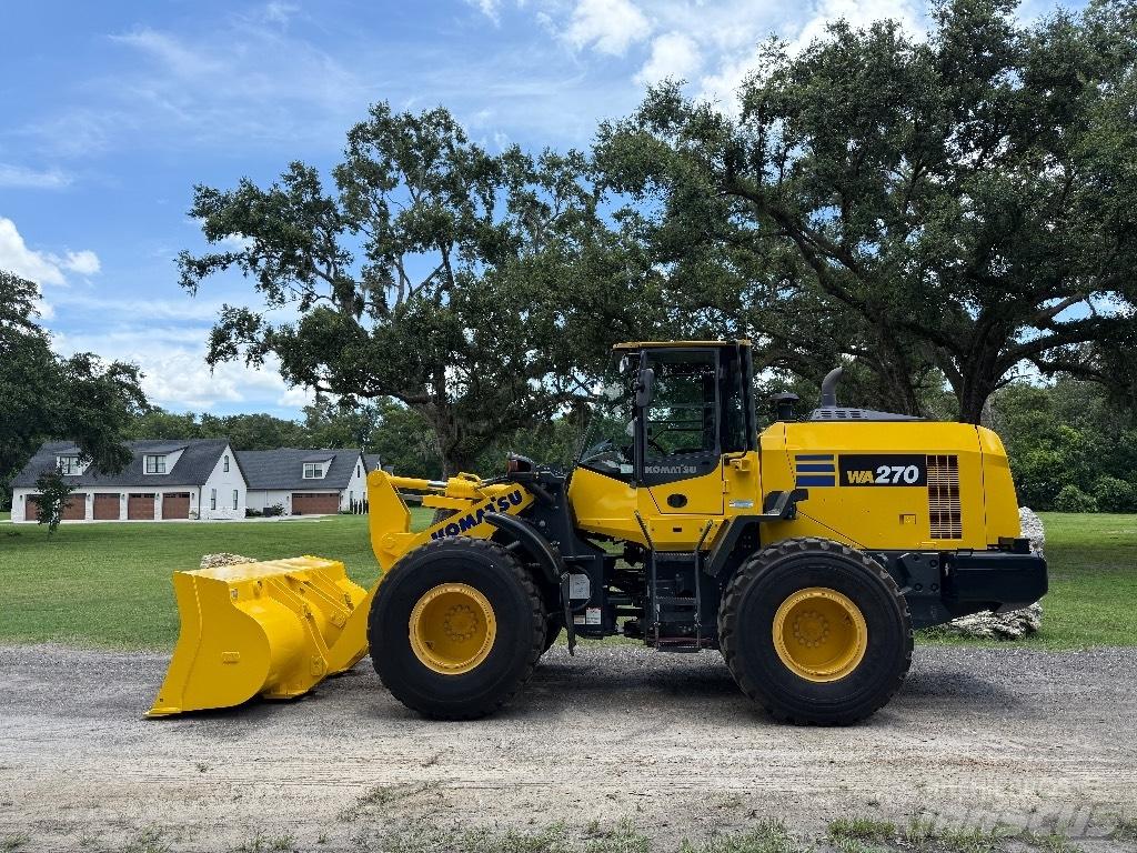 Komatsu WA 270-8 Radlader