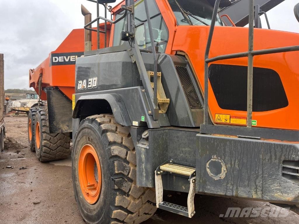 Doosan DA 30 Dumper - Knickgelenk
