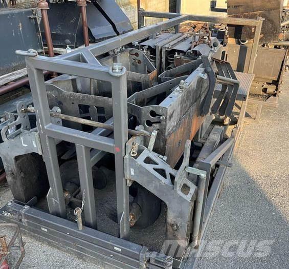 Volvo P 7820D Strassenfertiger