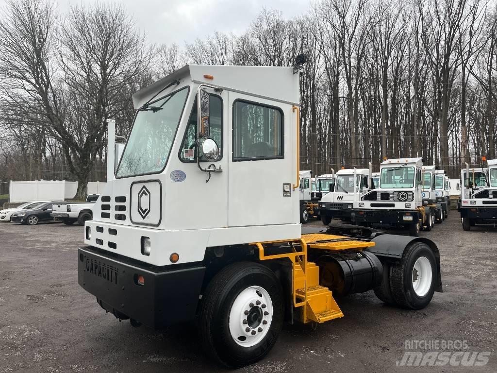 Capacity TJ5000 DOT Terminalzugmaschinen