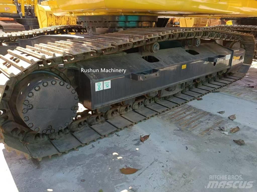 Komatsu PC 220-8 Raupenbagger