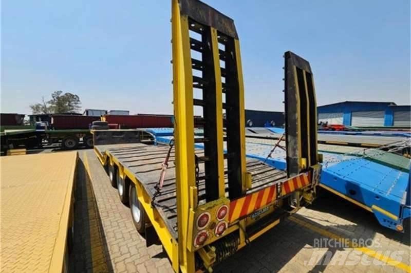  Lowbed - Andere Fahrzeuge