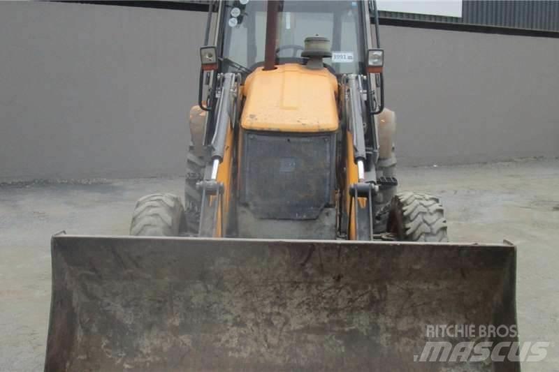 JCB 3DX4 Baggerlader