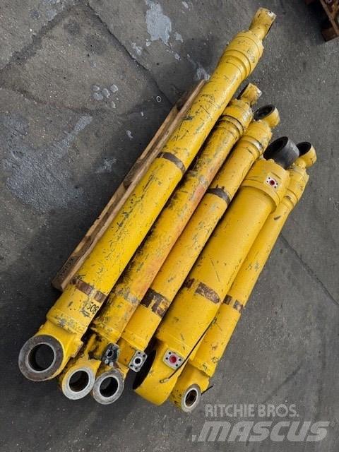 Komatsu PW 180 Hydraulik