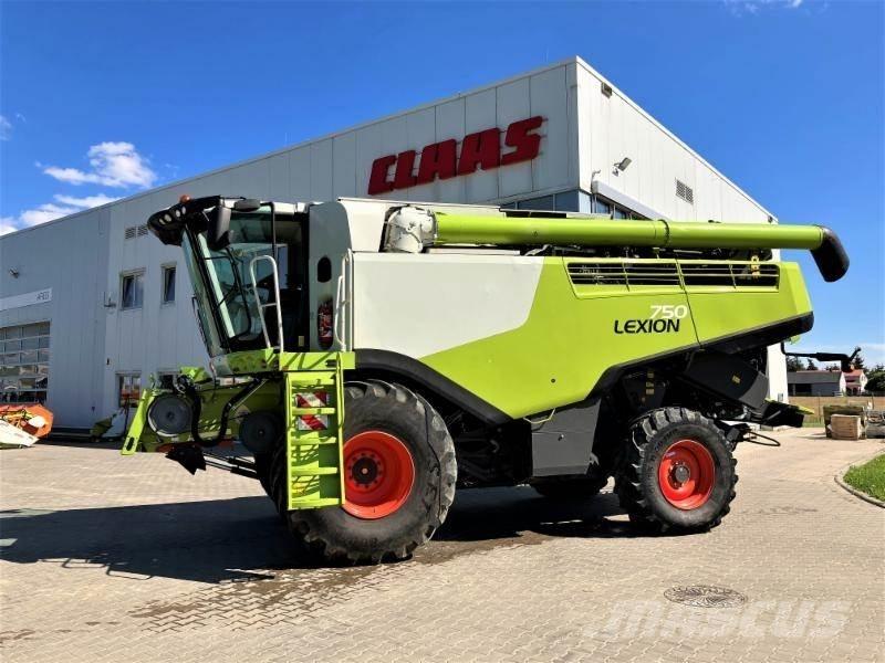 CLAAS LEXION 750 Mähdrescher