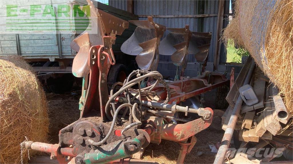 Kverneland LB 100 Konventionelle Pflüge