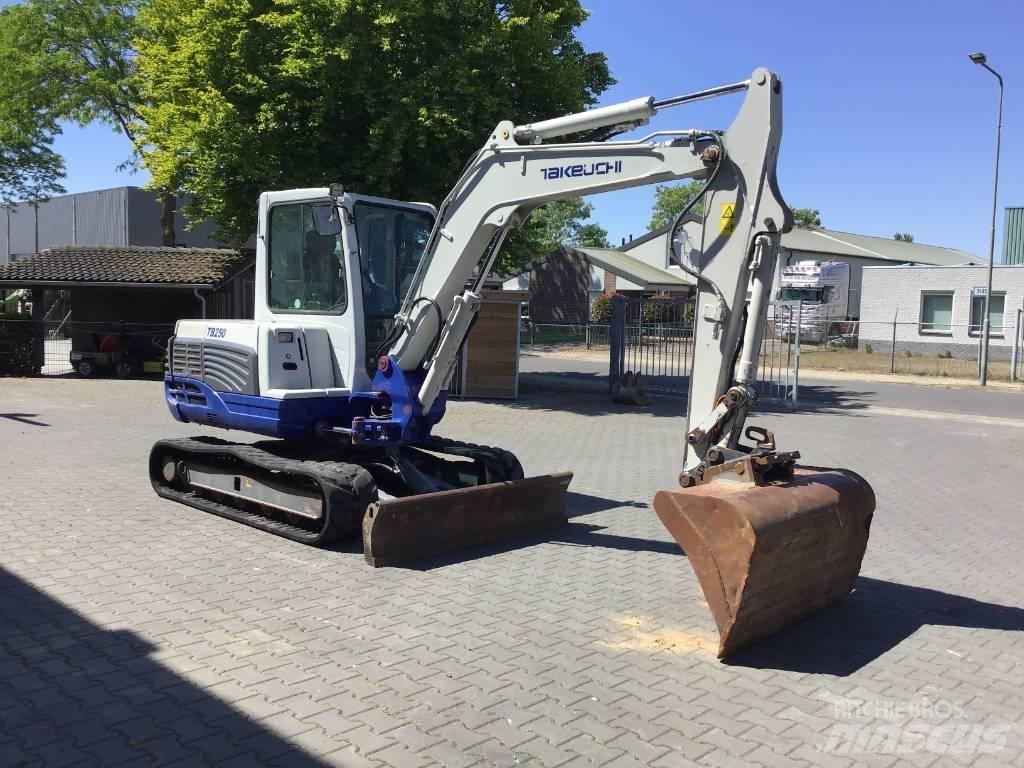 Takeuchi TB 250 Minibagger < 7t