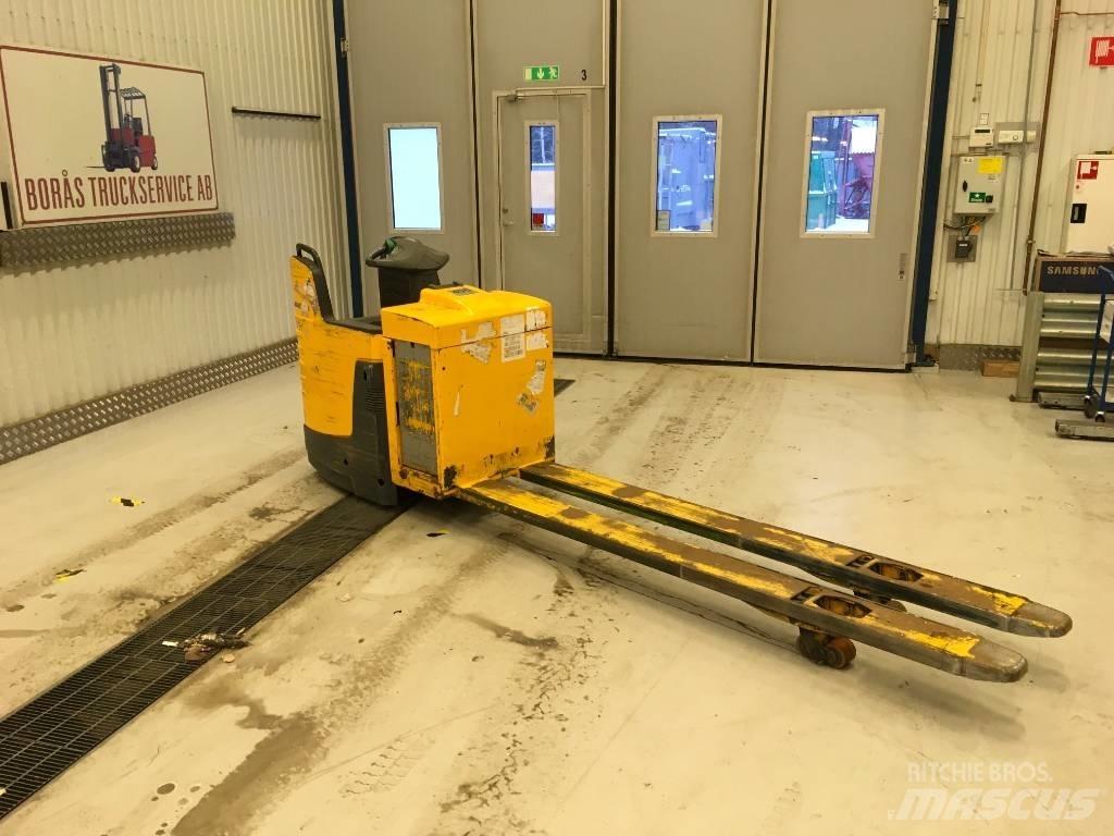 Jungheinrich ERE 225 Niedergabelstapler