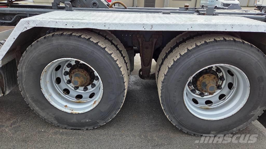 Scania R520 6X4 Abrollkipper