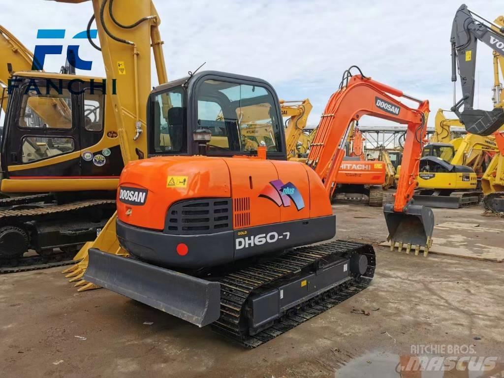 Doosan DH 60 Minibagger < 7t