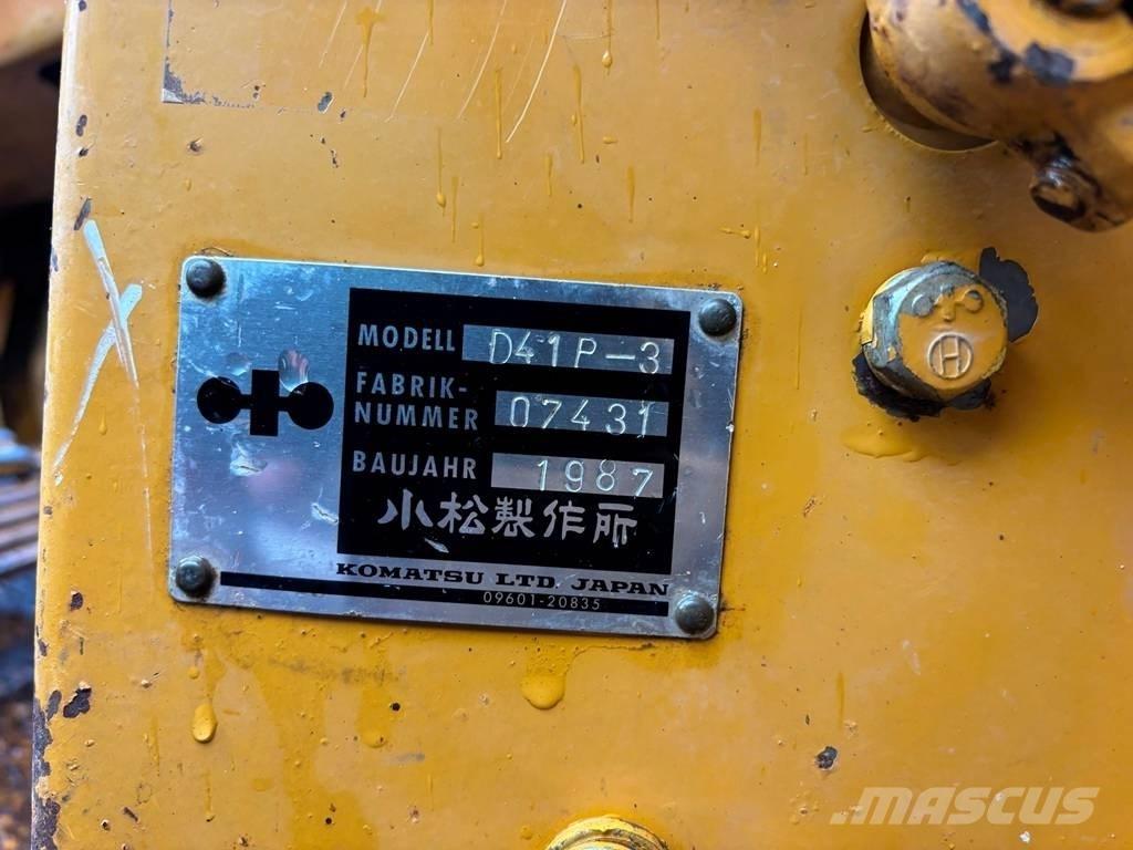 Komatsu D 41 P-3 Bulldozer