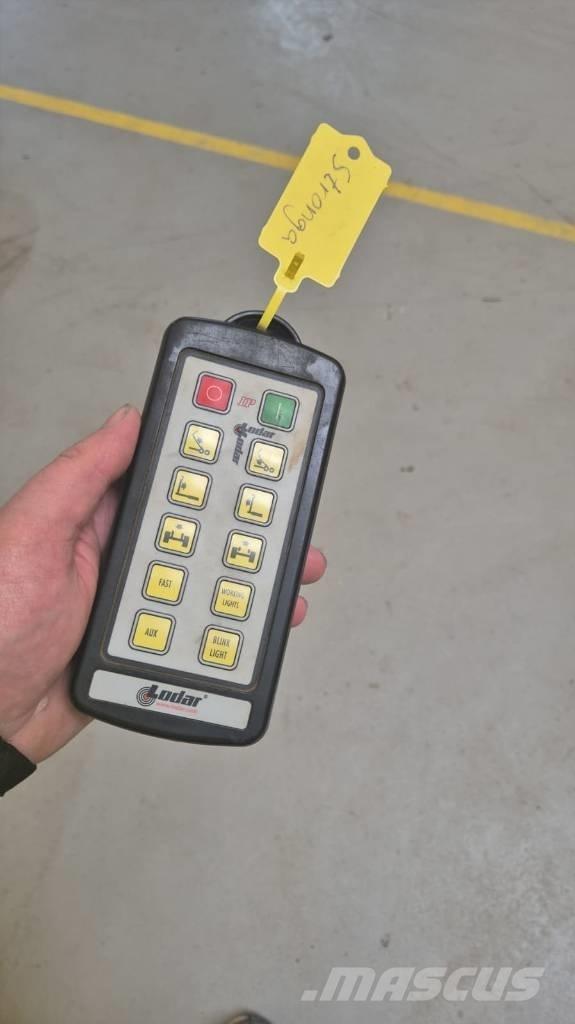 Stronga HL210ST Anhänger mit Hakenlift