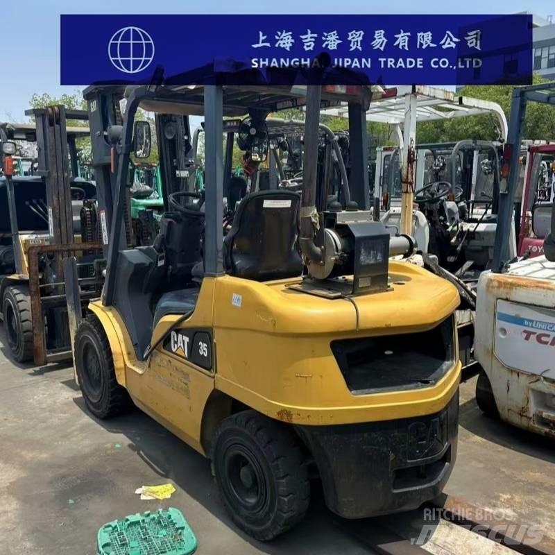 CAT DP 35 N Dieselstapler