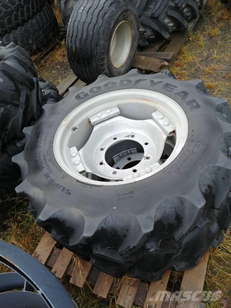 Goodyear 12,4r24 Reifen