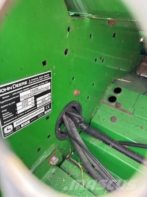 John Deere F 440 R Round balers
