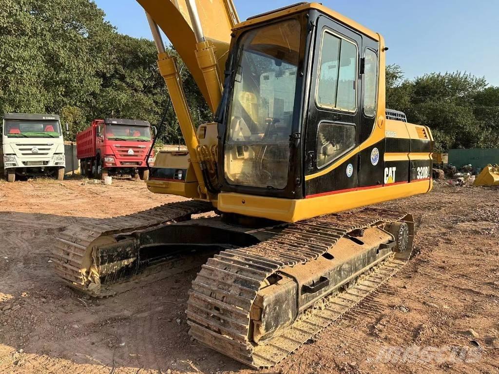 CAT 320 B Raupenbagger