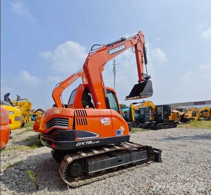 Doosan DX75-9C Midibagger  7t - 12t