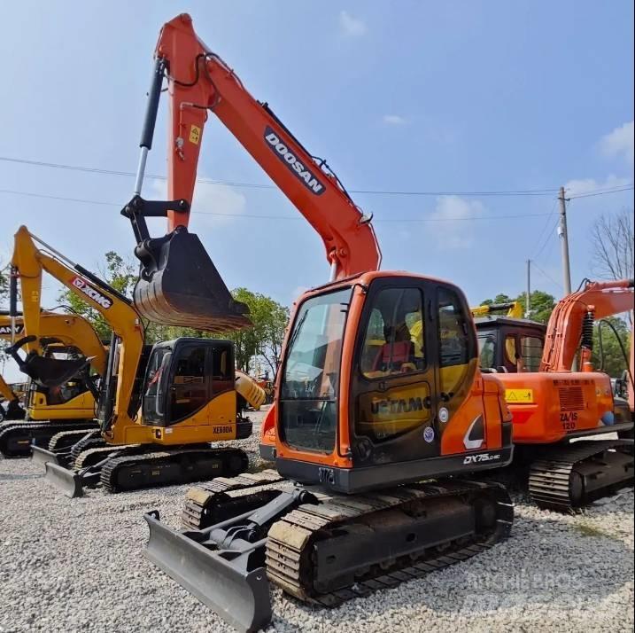 Doosan DX75-9C Midibagger  7t - 12t