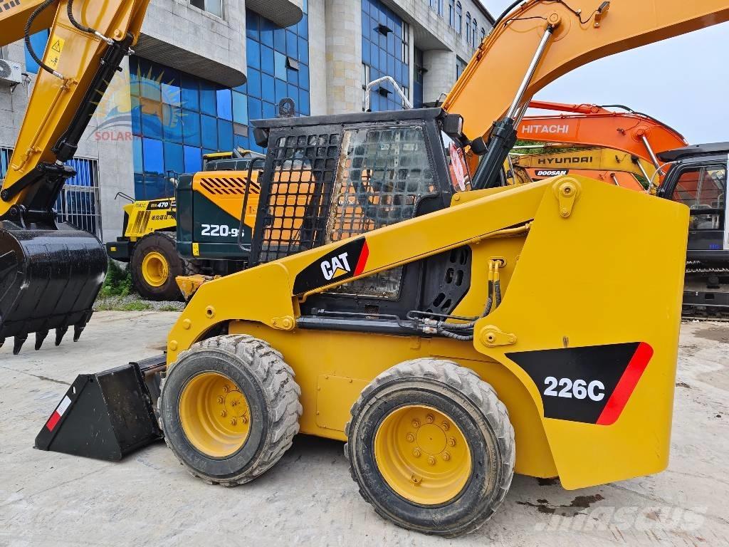CAT 226 C Kompaktlader