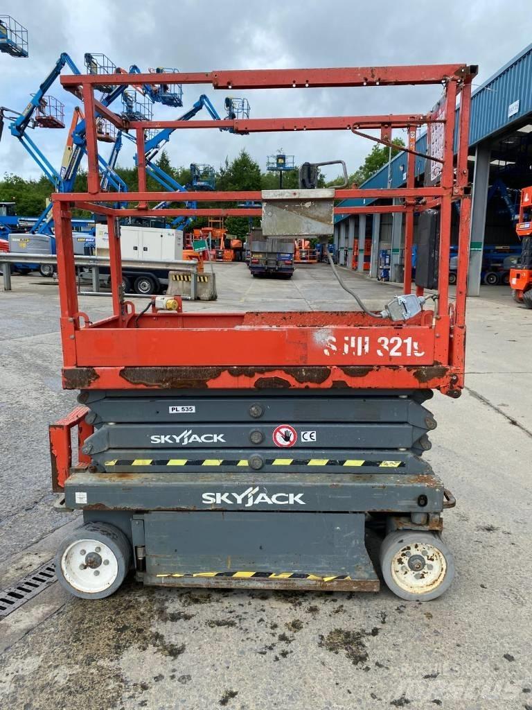 SkyJack SJ 3219 Scheren-Arbeitsbühnen