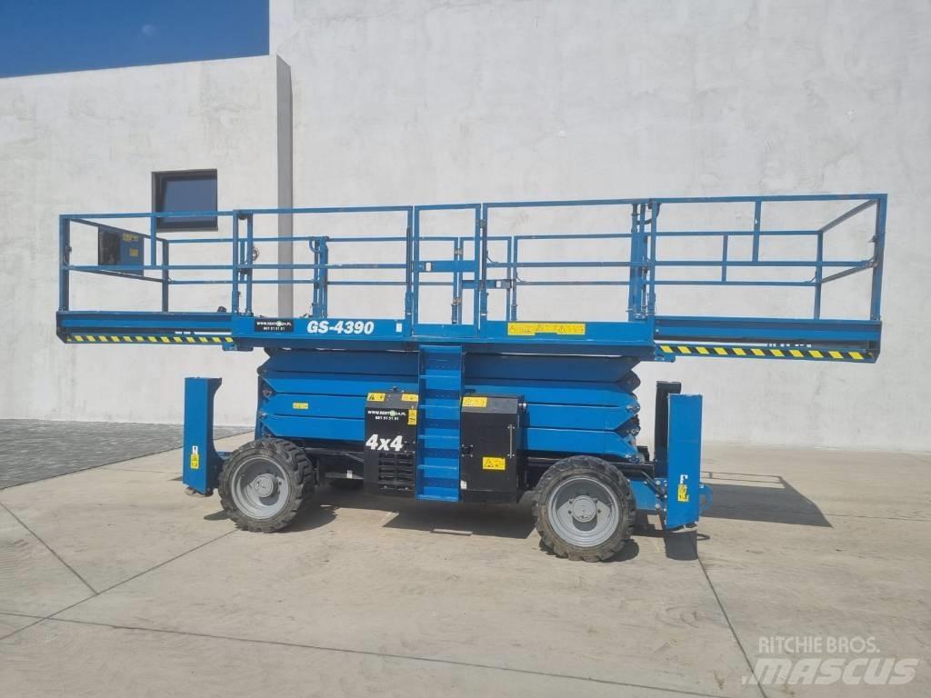 Genie GS 4390 - R304 Scheren-Arbeitsbühnen