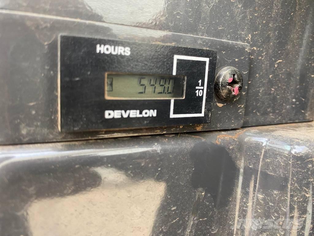 Develon DX 27 Z-7 Minibagger < 7t