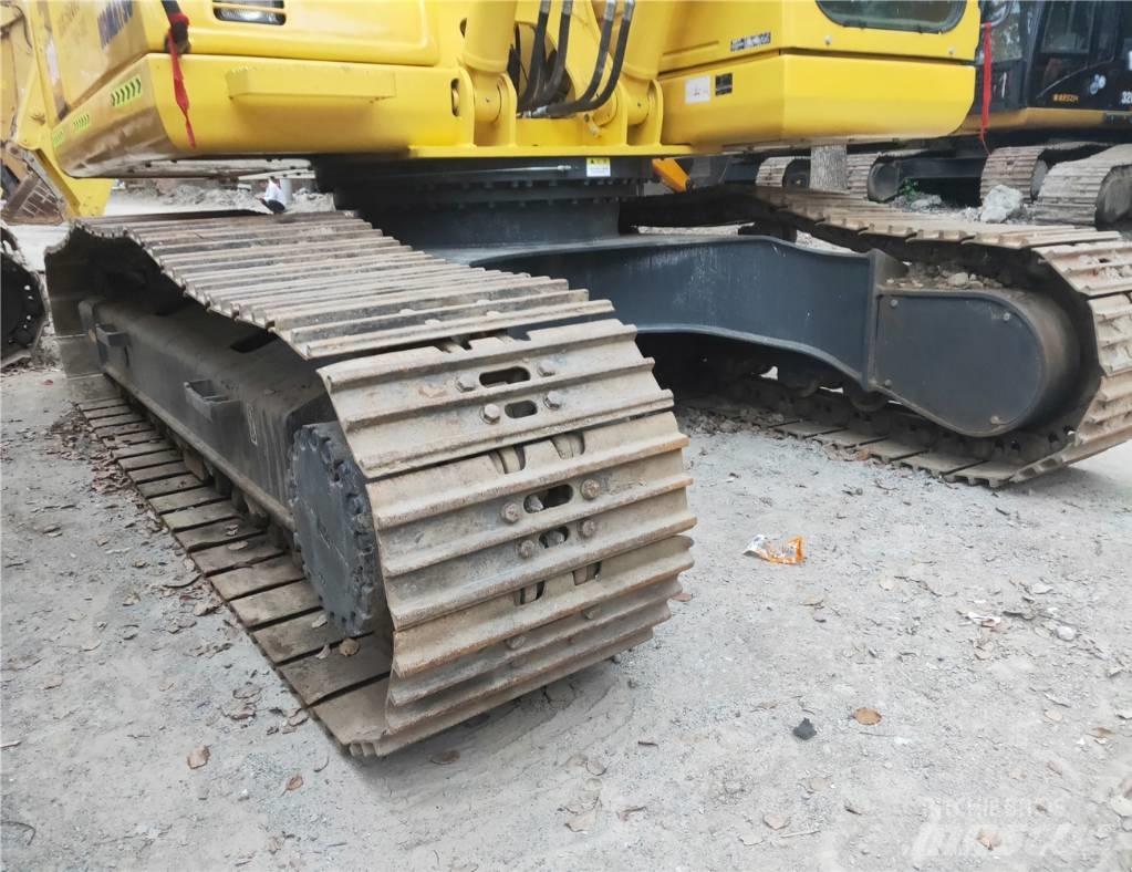 Komatsu PC200-7 Raupenbagger