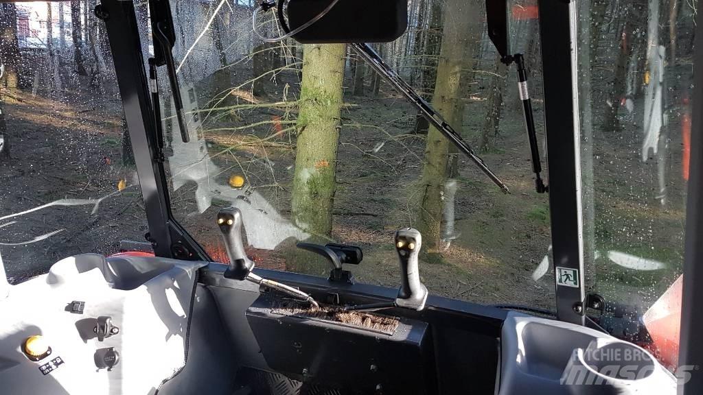 Kubota M 5-092 Traktoren