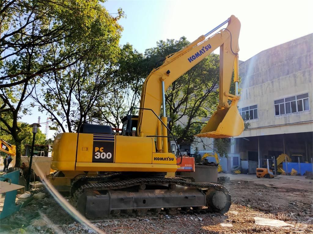 Komatsu PC 300-7 Raupenbagger