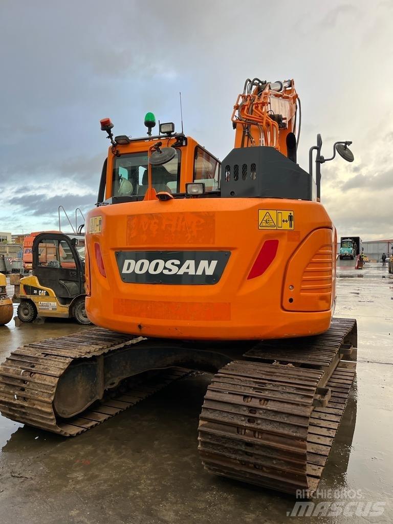 Doosan DX140 LCR Raupenbagger