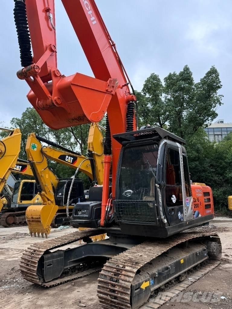Hitachi ZX 200 Raupenbagger