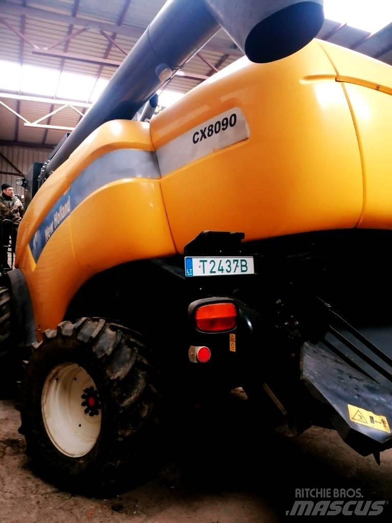 New Holland CX 8090 Mähdrescher