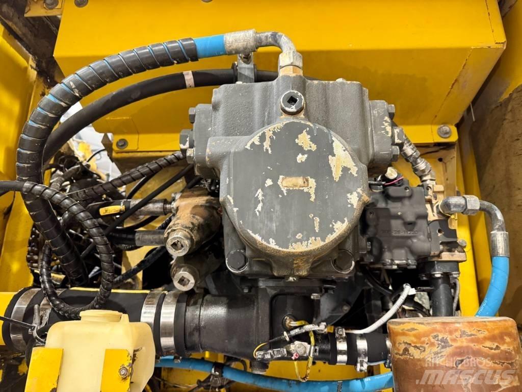 Komatsu PC 490 LC-10 Raupenbagger