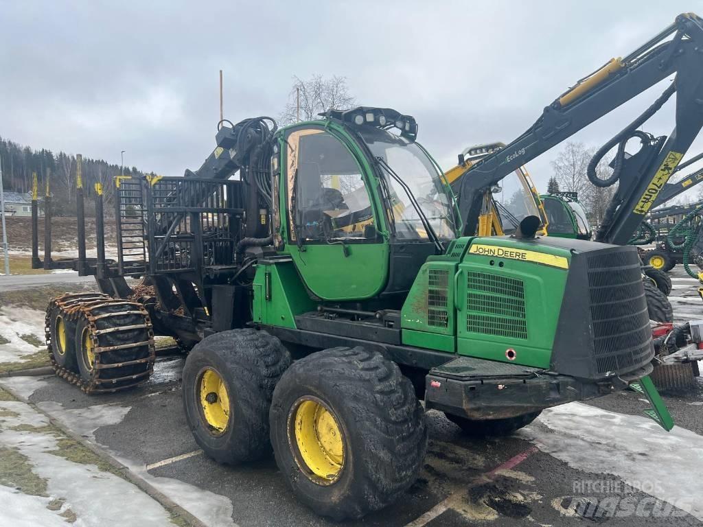 John Deere 1210 E Forwarder