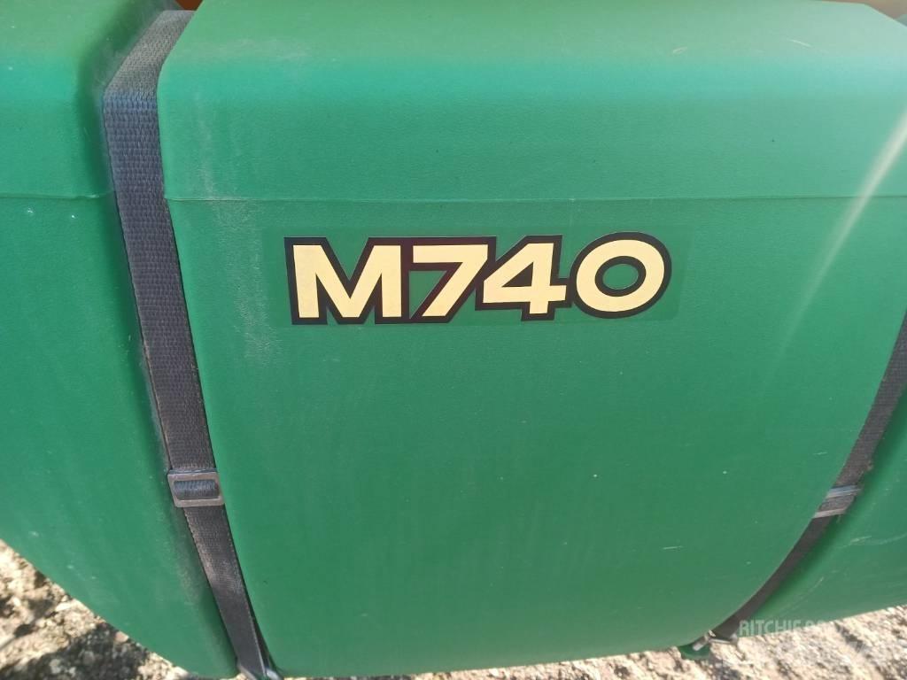 John Deere 740 Anhängespritzen