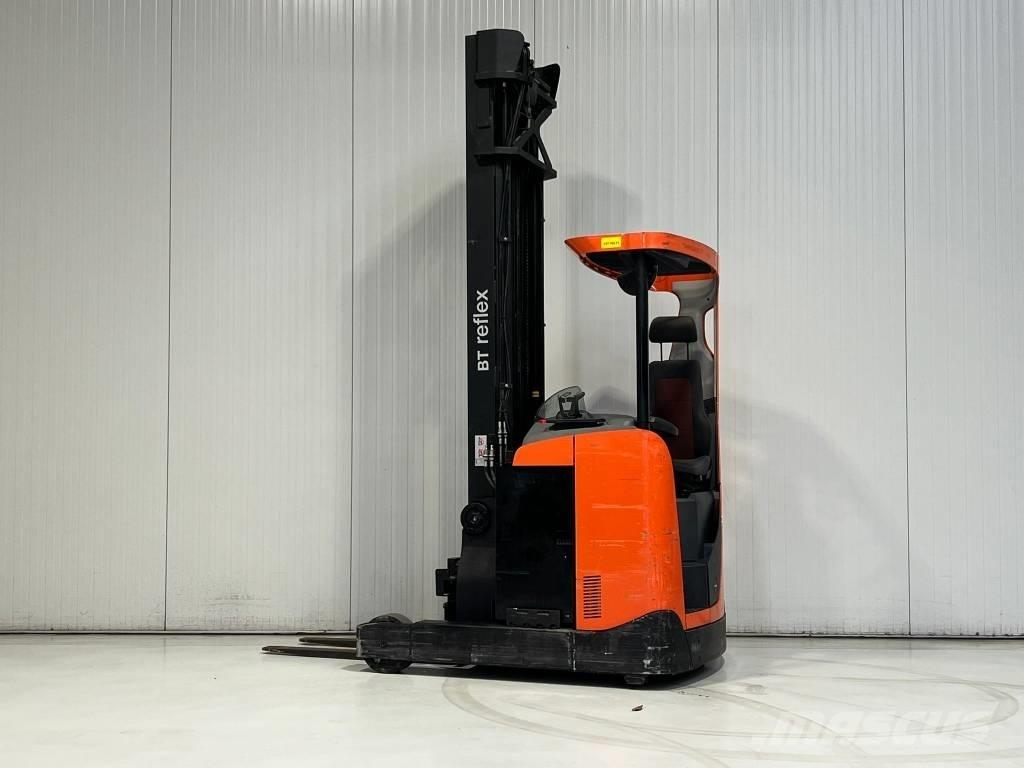 BT RRE160 Schubmaststapler