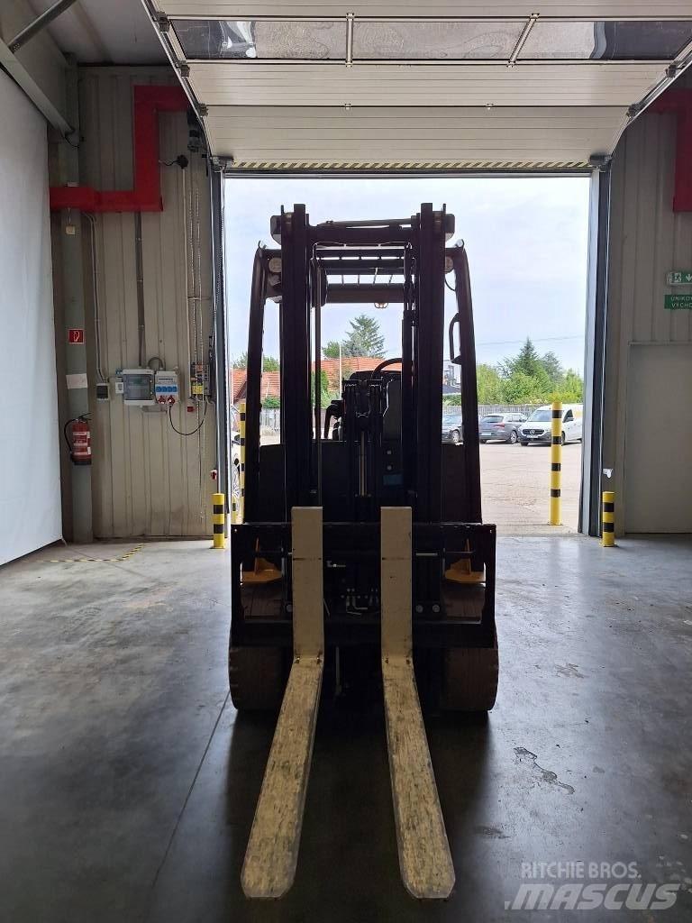 Yale ERP 30 VL Elektrostapler