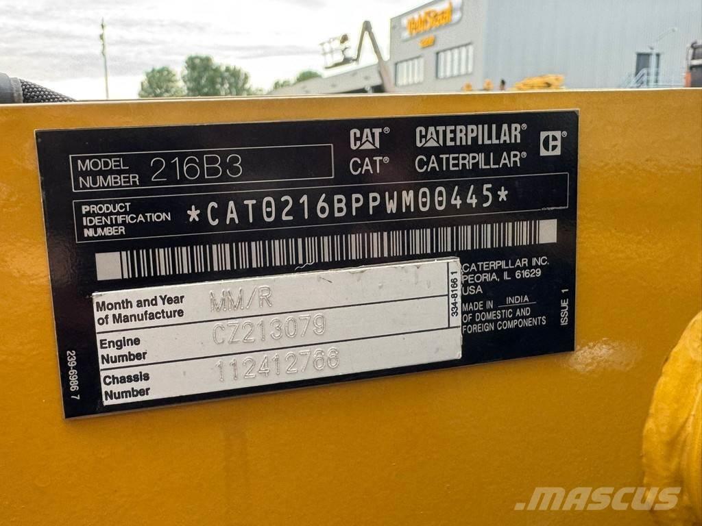 CAT 216B3 Radlader