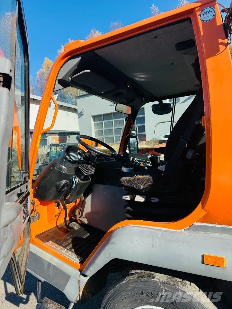 Lindner Unitrac 82S Sonstige Kommunalmaschinen