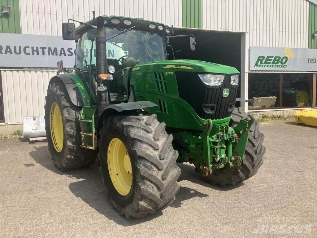 John Deere 6210 R Traktoren