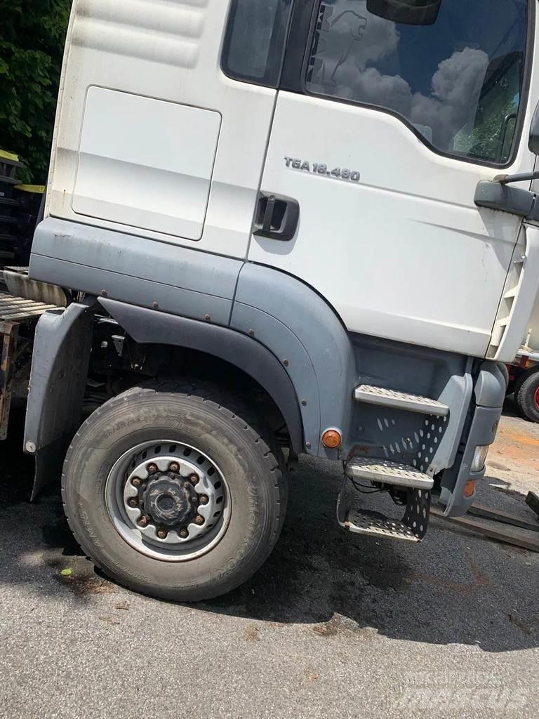 MAN TGA 18.480 4x4 Sattelzugmaschinen