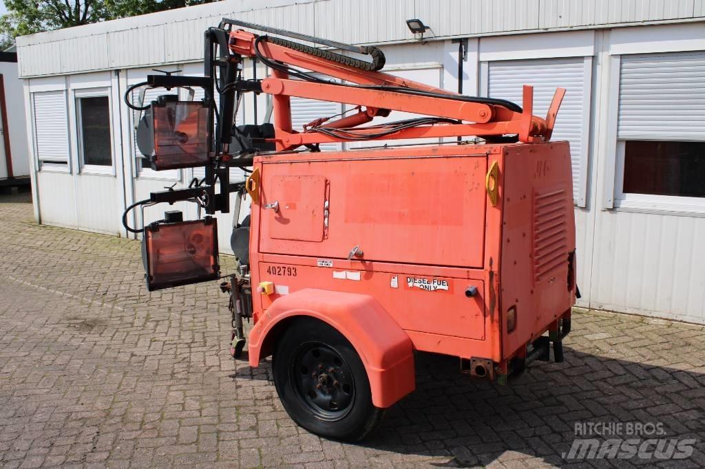 JLG 6308 AN Lichtmasten