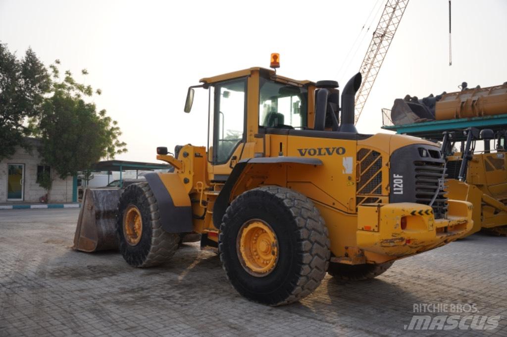 Volvo L 120 F Radlader