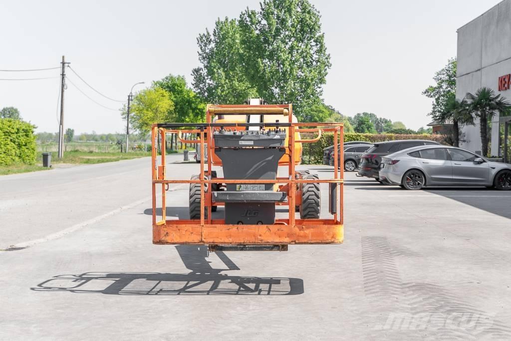 JLG 460 SJ Teleskopbühnen